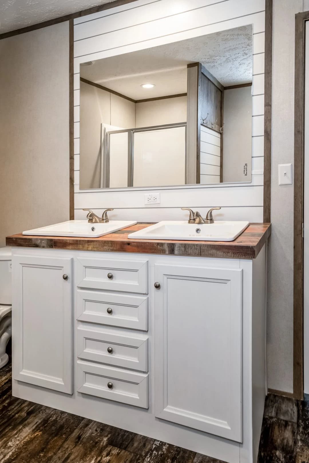 Anniversary entertainer bathroom home features