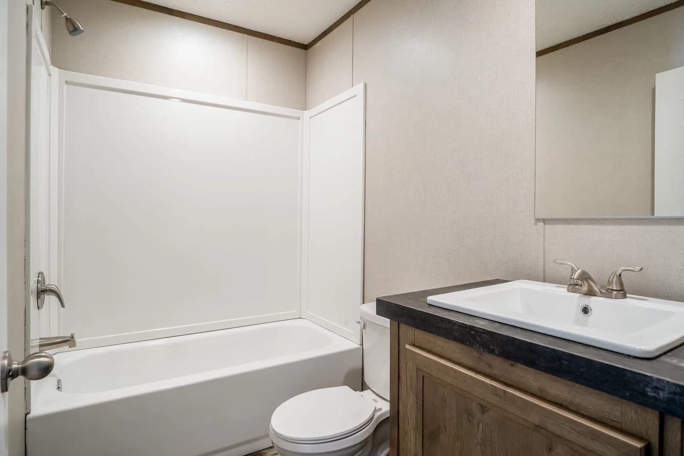 The breeze bathroom home features