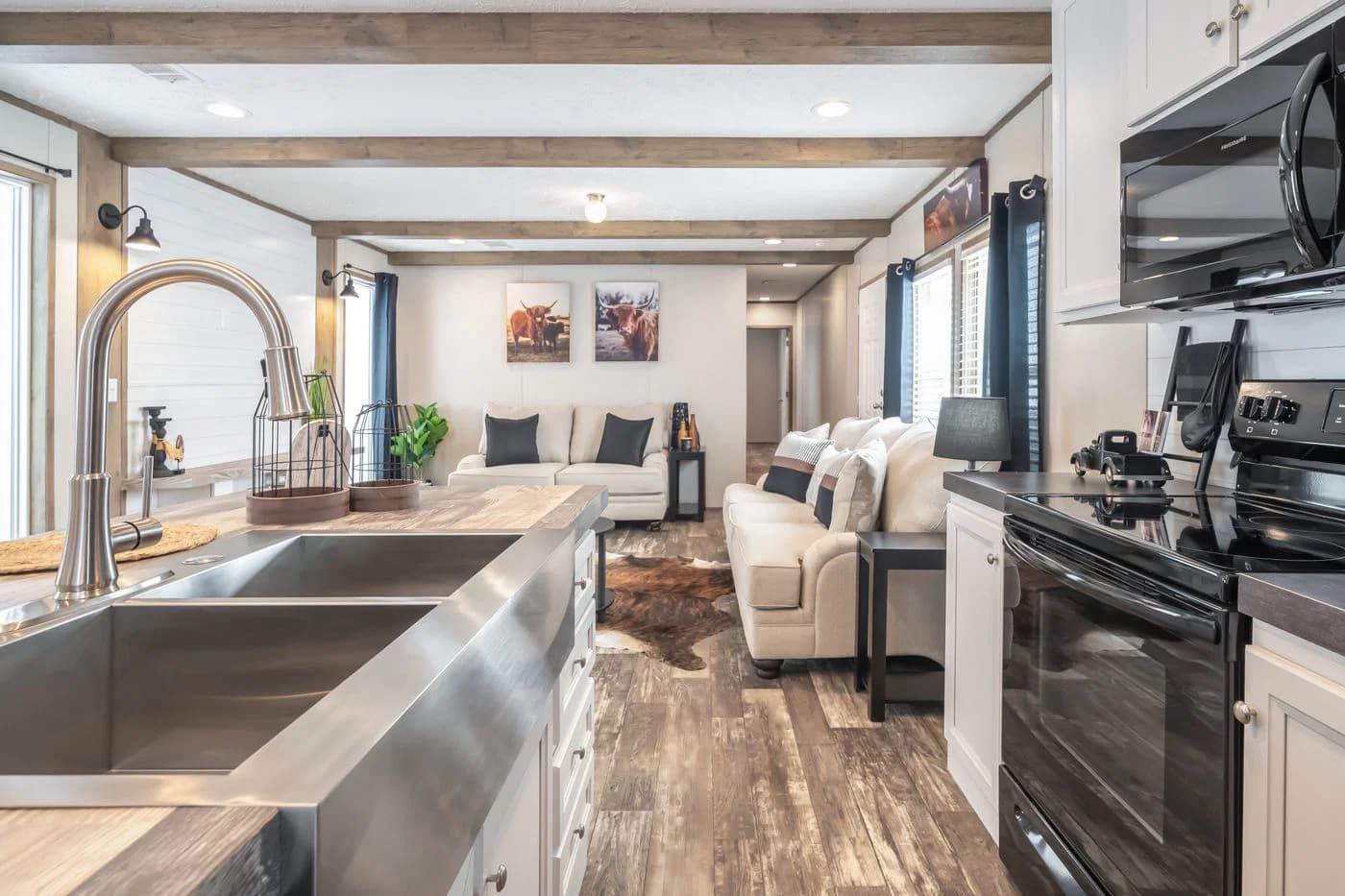 Riverhaven kitchen home features
