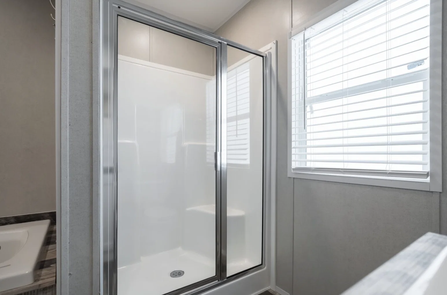 Willow bathroom home features