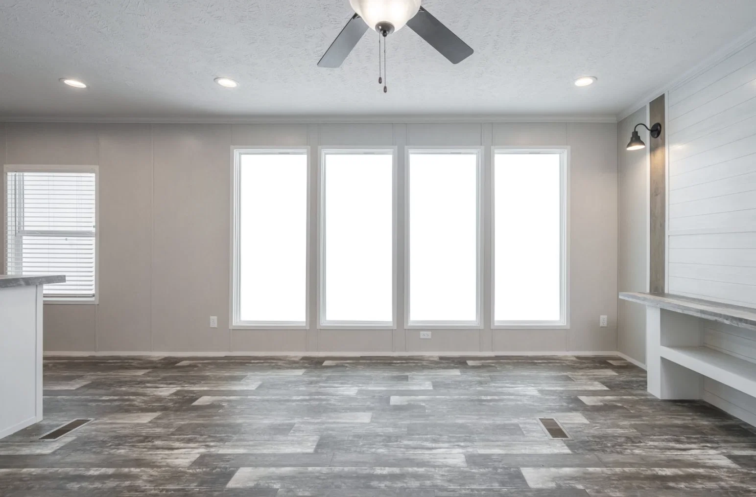 Willow  home features