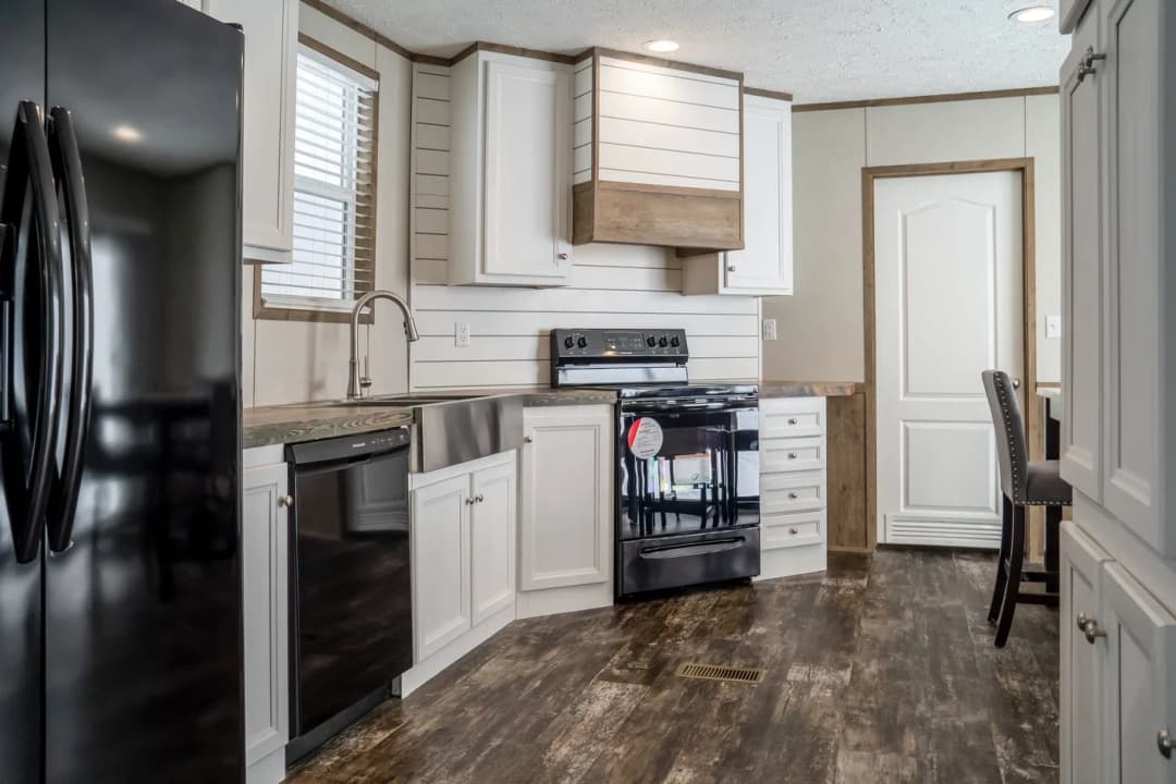 Anniversary entertainer kitchen home features