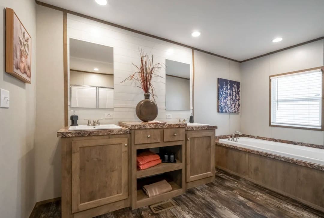 Bella vista bathroom home features