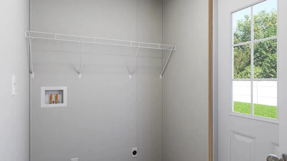 Atlas interior home features