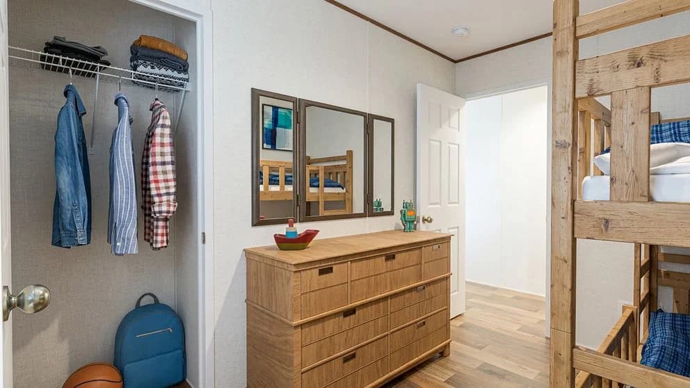 Tru aspen bedroom home features