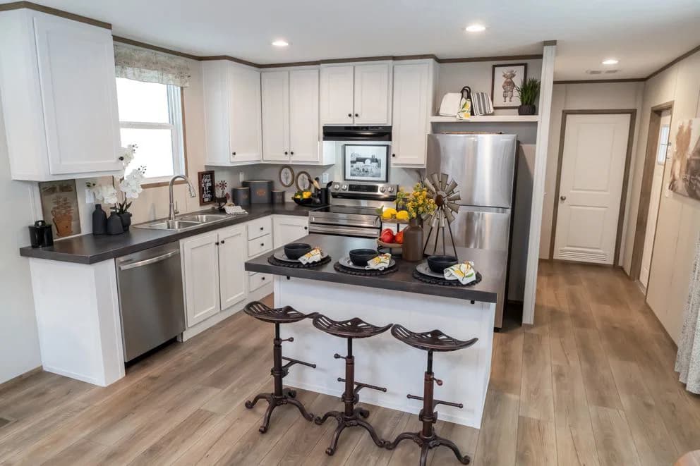 Beacon kitchen home features