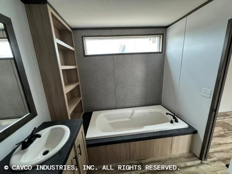 Cavco landmark 16763b bathroom home features