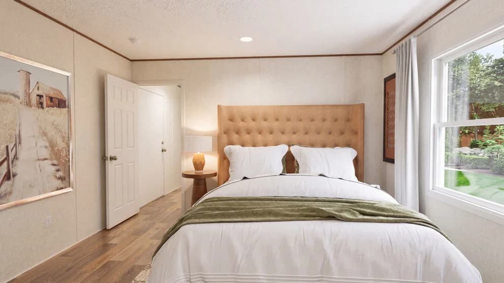 Tru dogwood bedroom home features