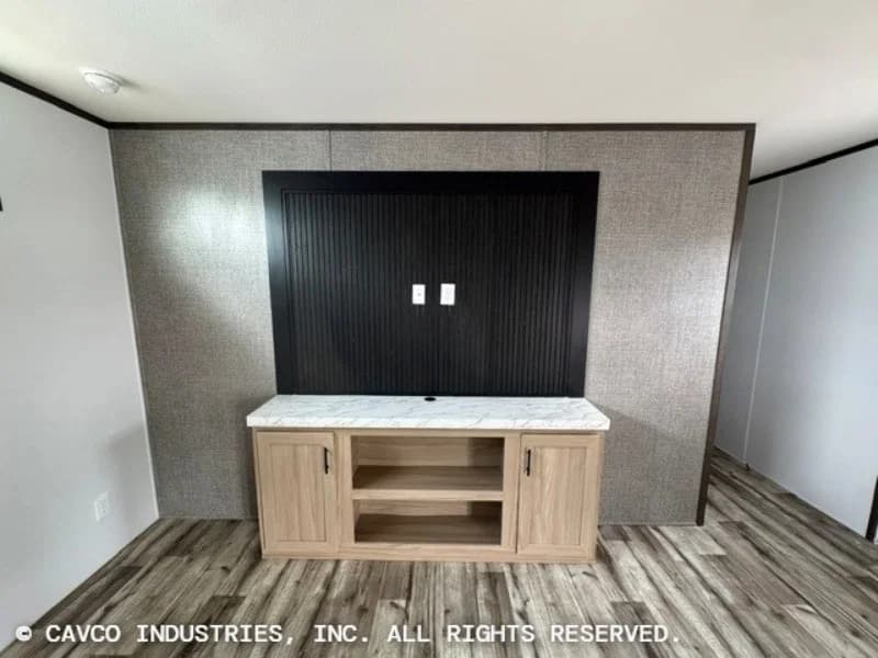 Cavco landmark 16763b living room home features
