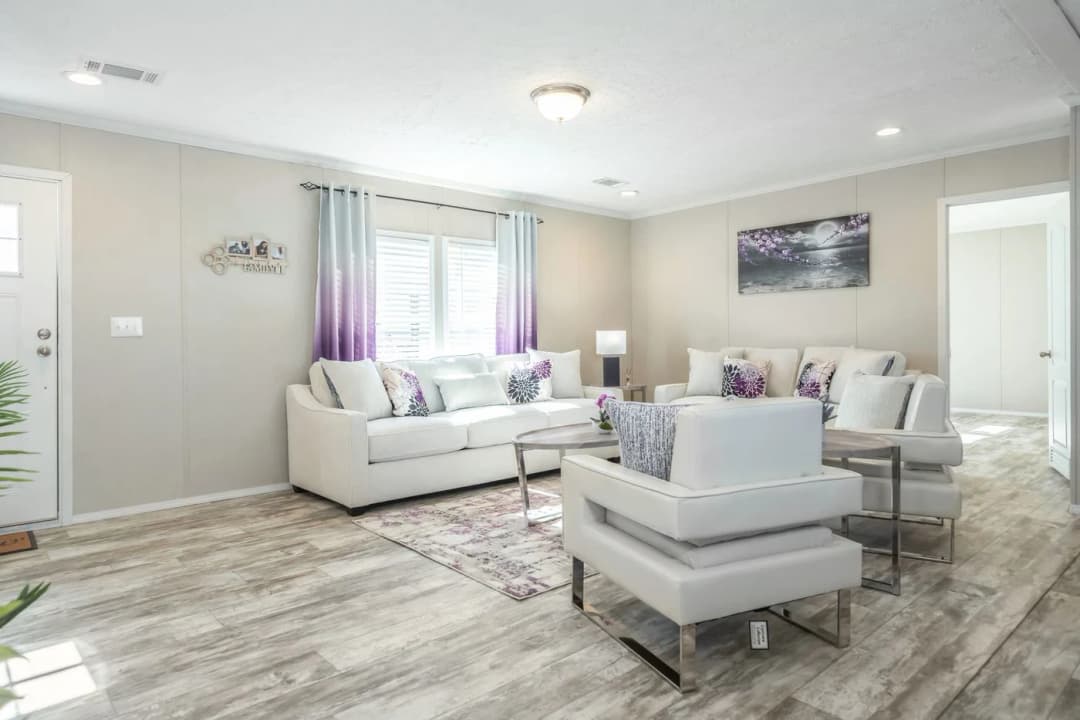 Stella interior home features