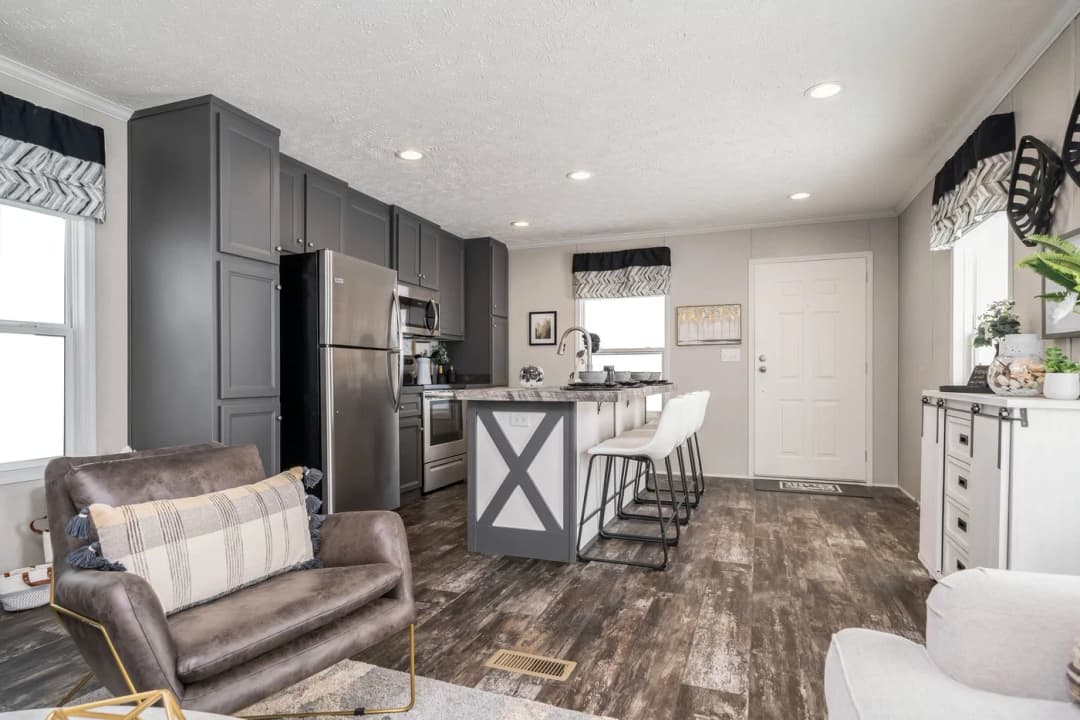 Riverview interior home features