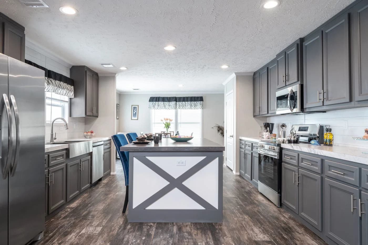 All american kitchen home features