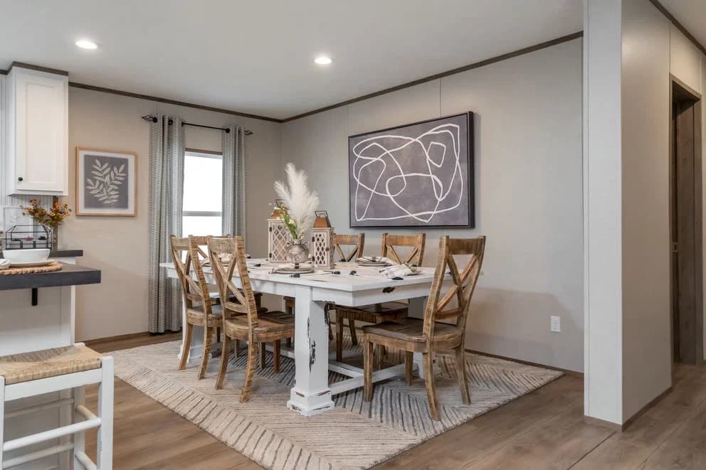 Vista interior home features