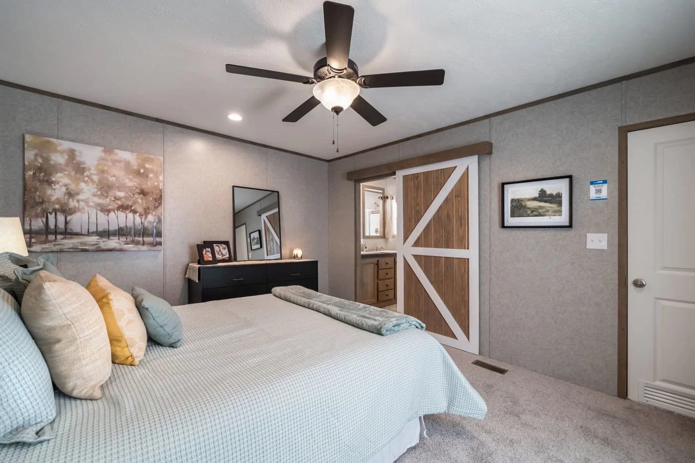 The warrior bedroom home features