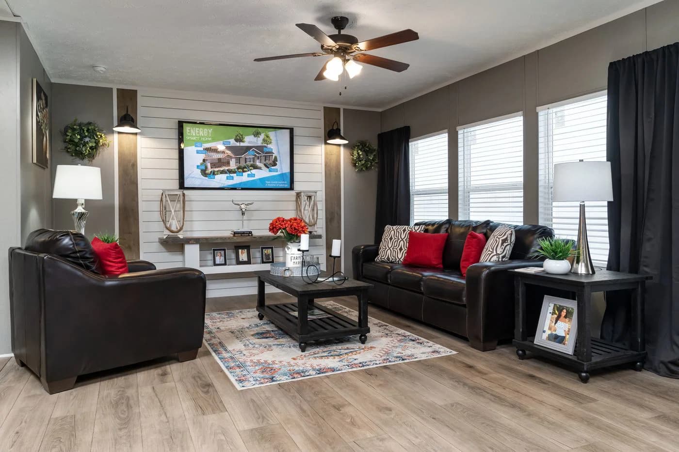 Savannah breeze interior home features